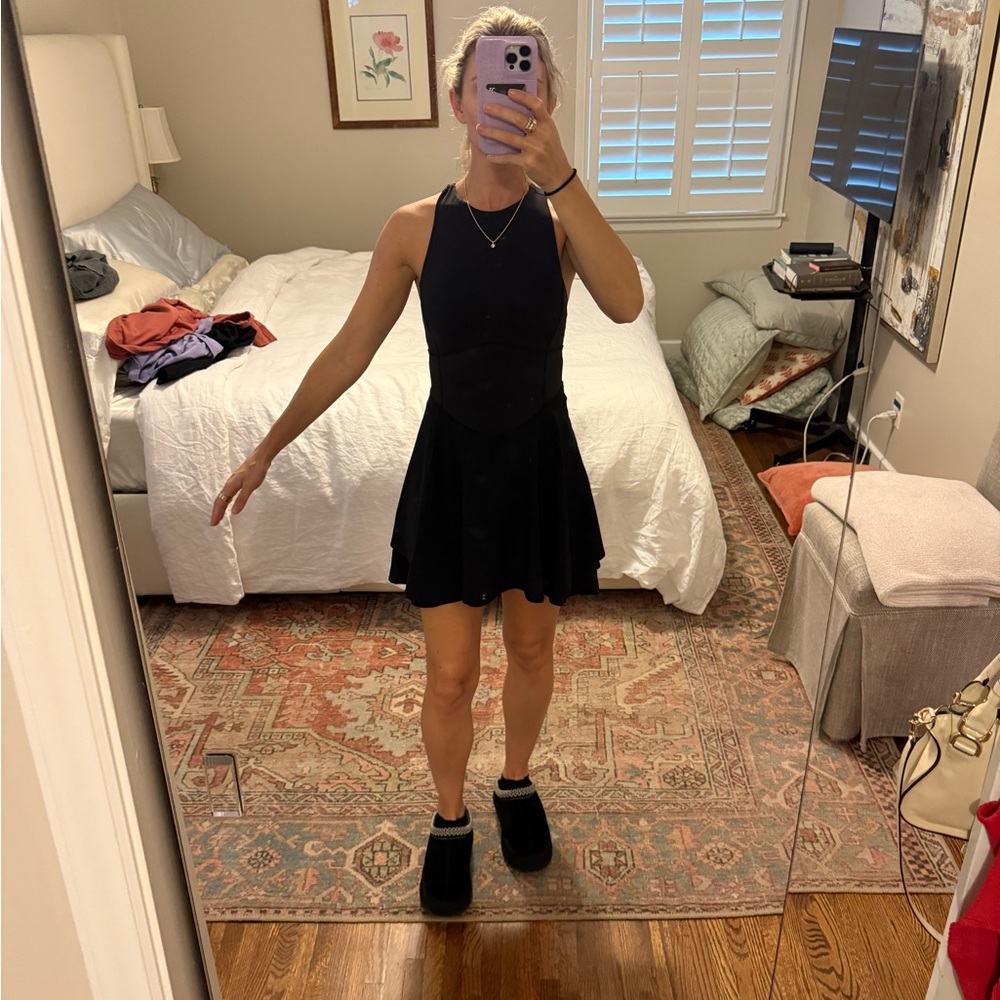 Elegant Black Sleeveless Dress